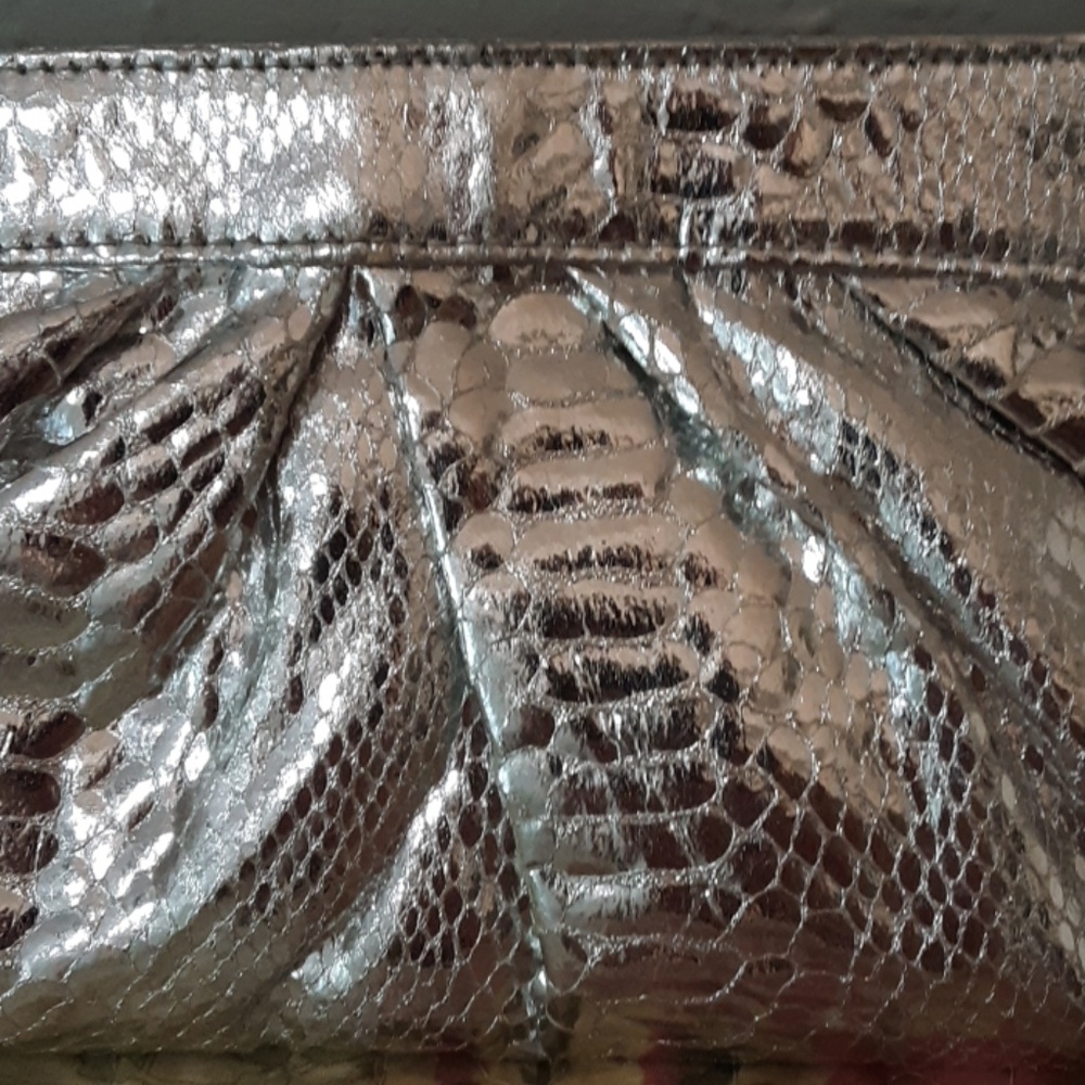 SNAKESKIN EMBOSSED CLUTCH BAG EUC - Picture 2 of 6